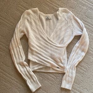 Hollister cream sweater